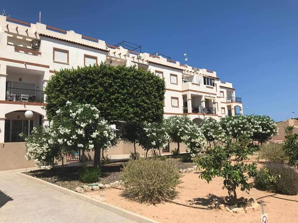 Casa Punta Prima Apartment Orihuela Bagian luar foto